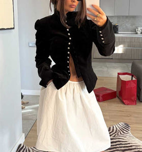 BLACK (1).jpg