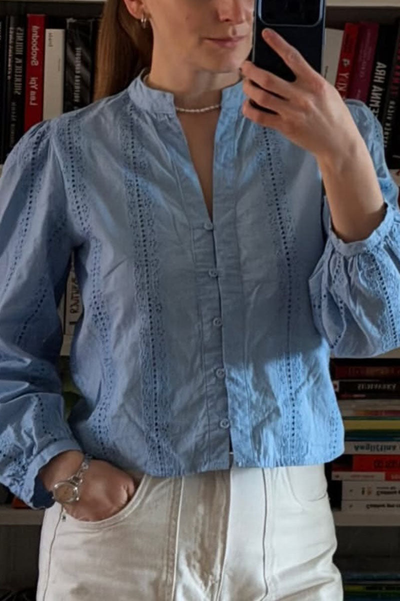 BLUE (2).jpg