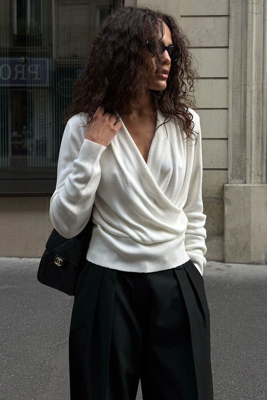 WHITE (5).jpg