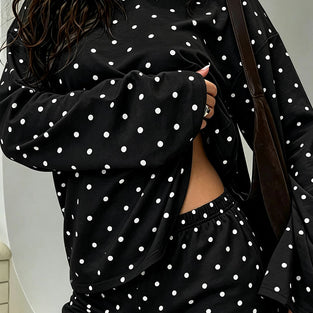 BLACK (1).jpg