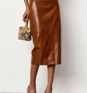 BROWN (1).jpg