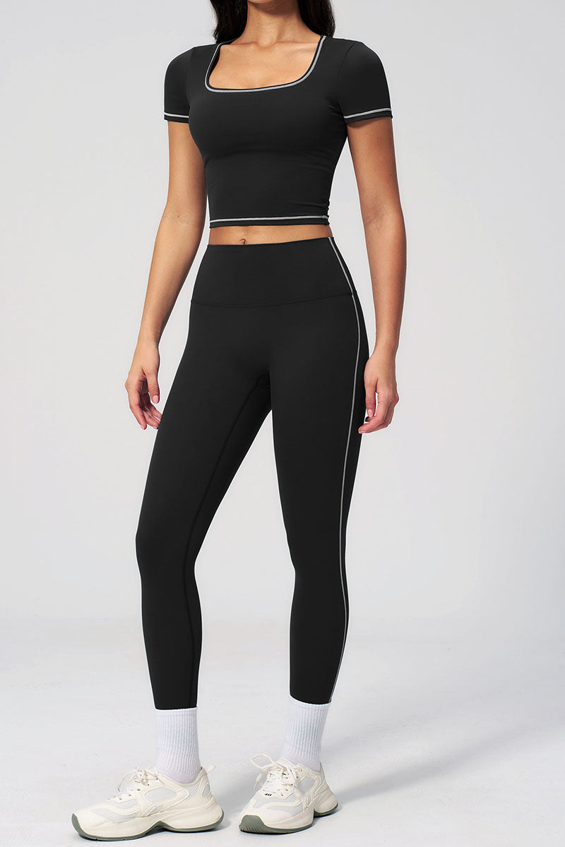 BLACK (2).jpg