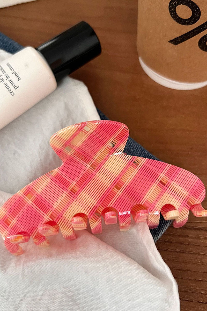 PINK (2).jpg
