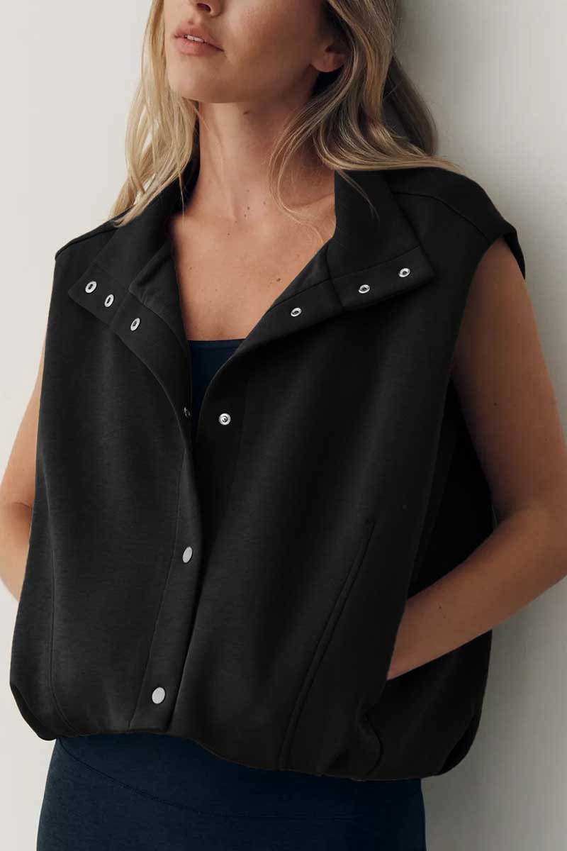 BLACK (1).jpg