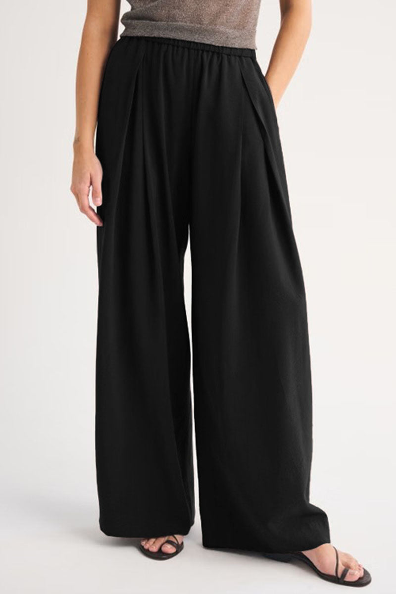 BLACK (1).jpg