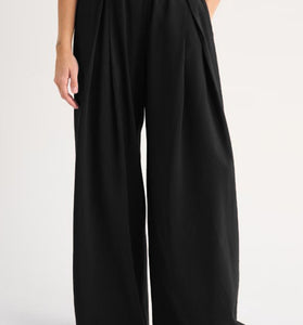 BLACK (1).jpg