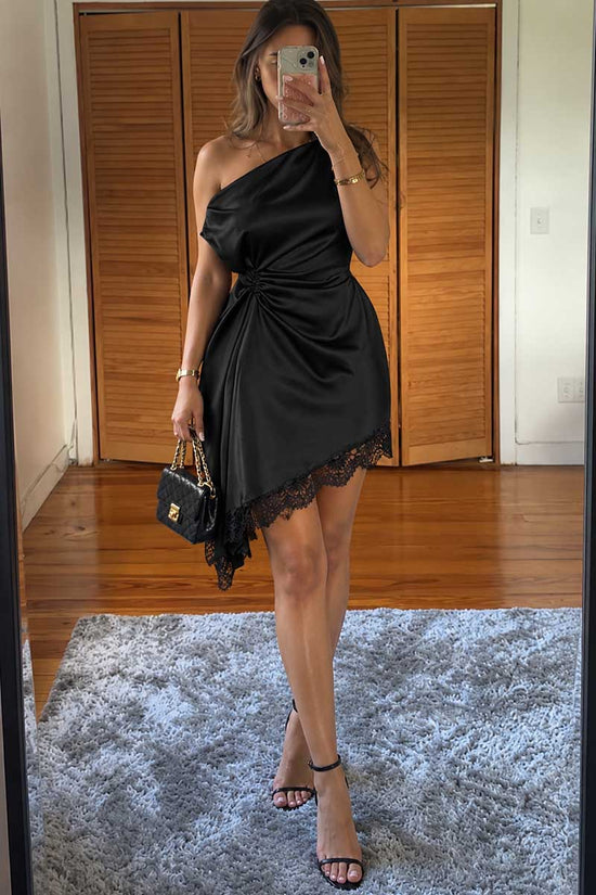 BLACK (2).jpg