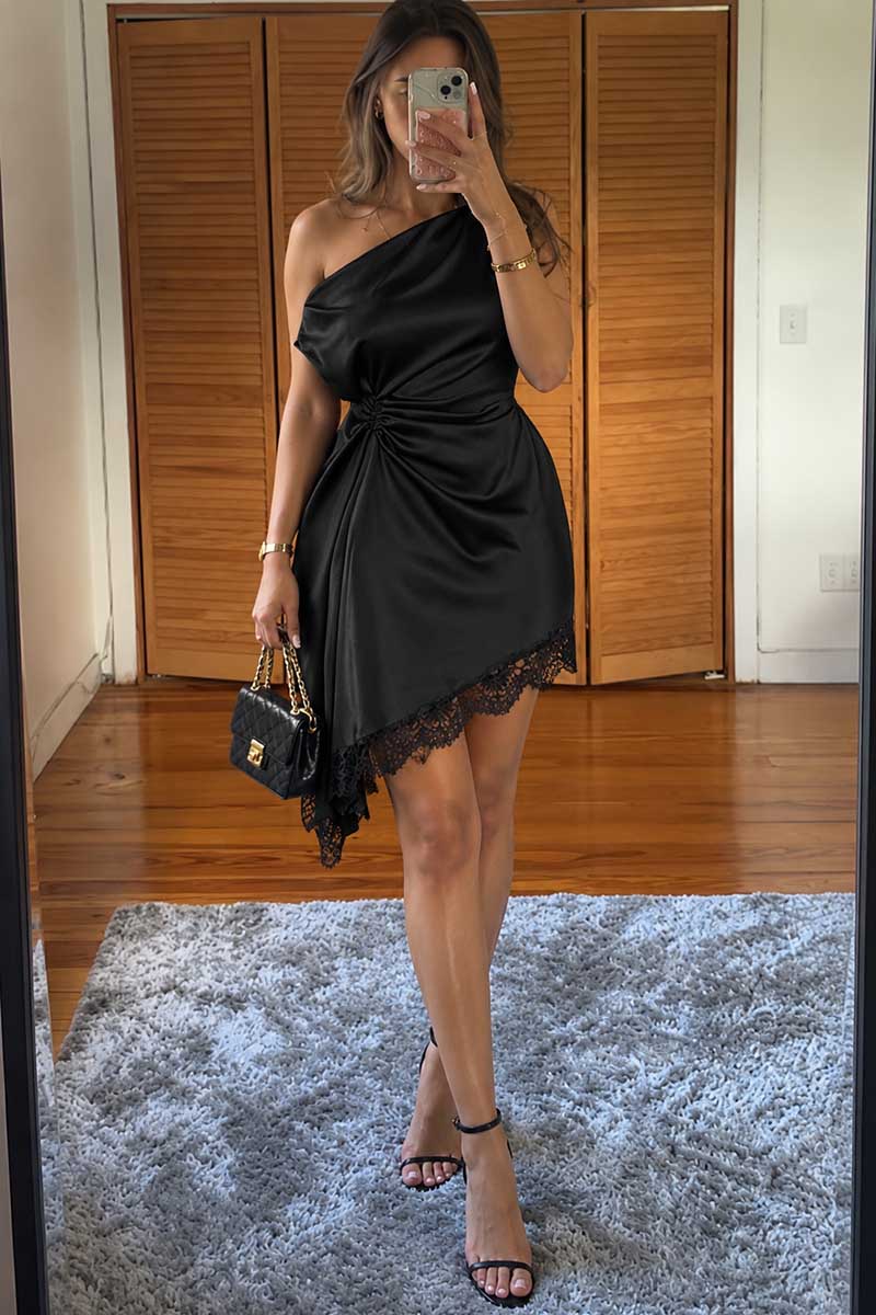 BLACK (2).jpg