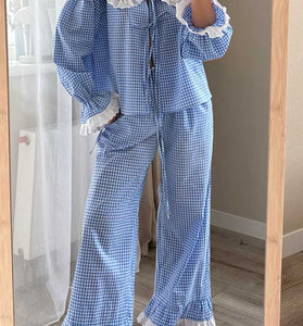 BLUE (1).jpg