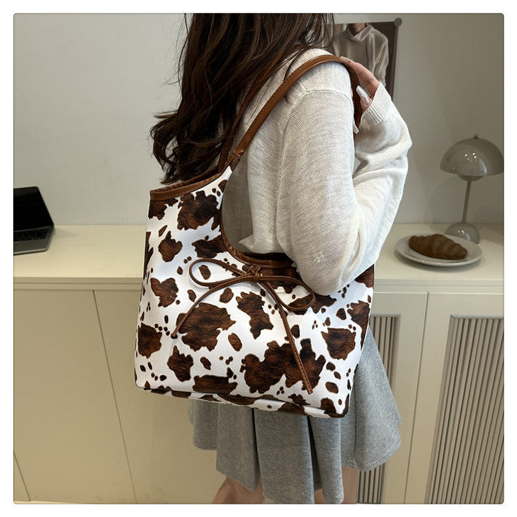 BROWN (3).jpg