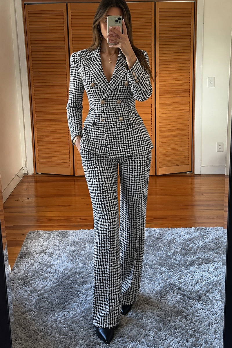 BLACK (2).jpg