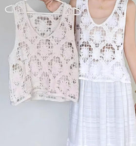 Lace Overlay Sleeveless Sweater Vest