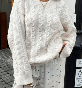 Cable Knit Long Sleeve Sweater