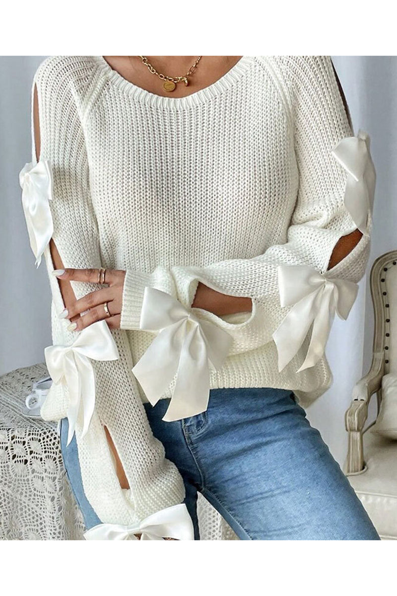 Elegant Bow-Detail Sweater with Cutouts