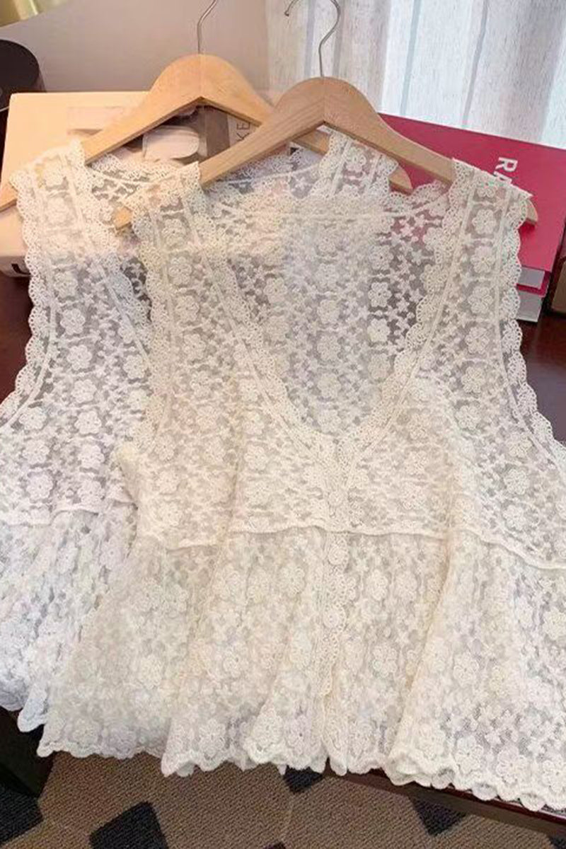 Elegant Floral Sleeveless Lace Tank