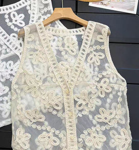 Floral Pattern Sleeveless Vest