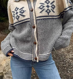 Patterned Knit Cardigan with Collared Design