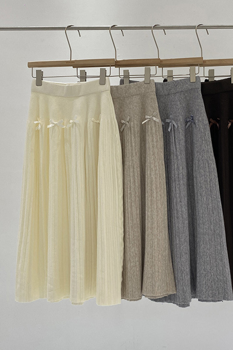 Elegant Bow-Detail Midi Skirt