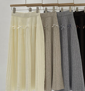 Elegant Bow-Detail Midi Skirt