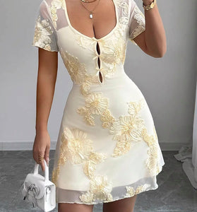 Floral Detail Keyhole Casual Dress
