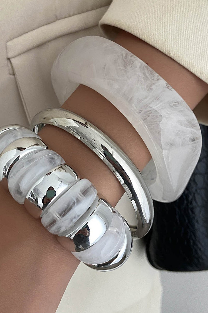 Sleek Polished Bangle Bracelet