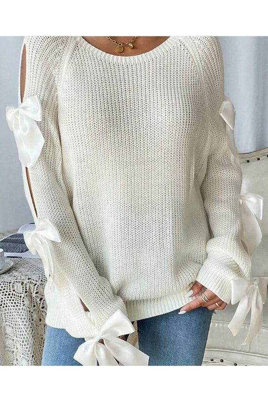 Elegant Bow-Detail Sweater with Cutouts