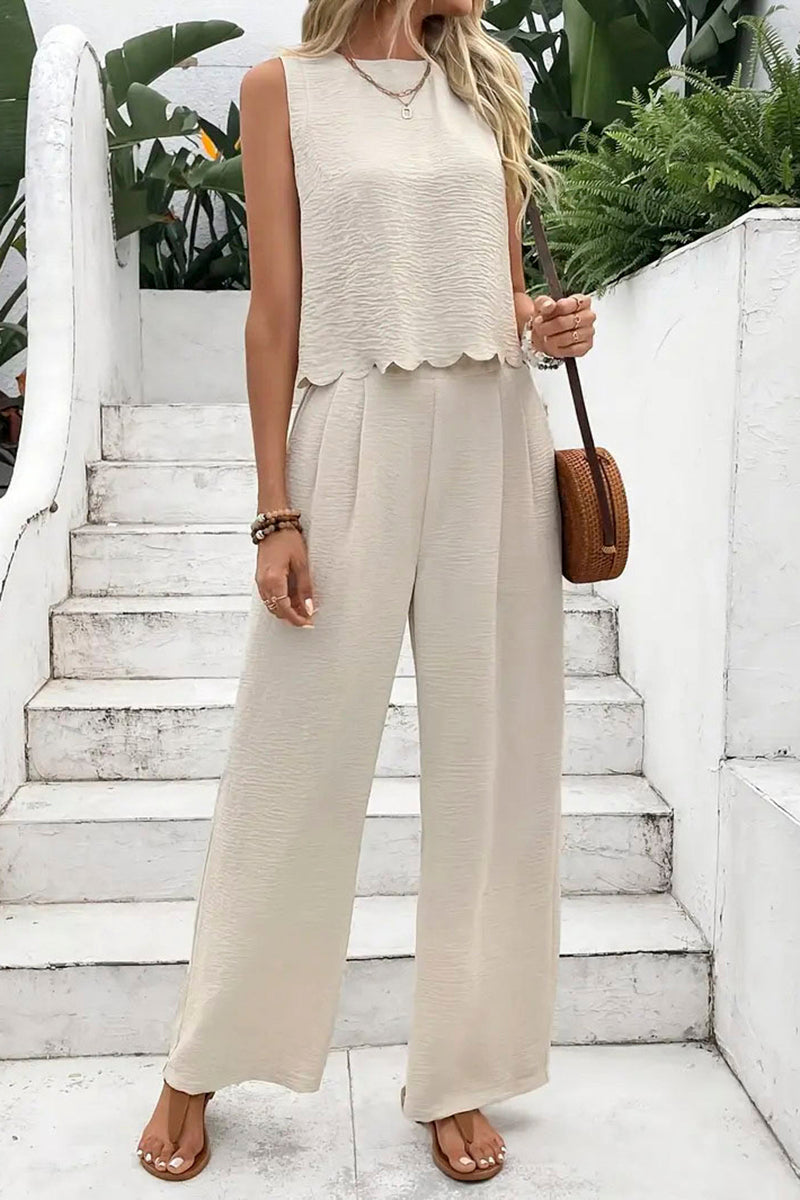 Scalloped Edge Sleeveless Pants Set