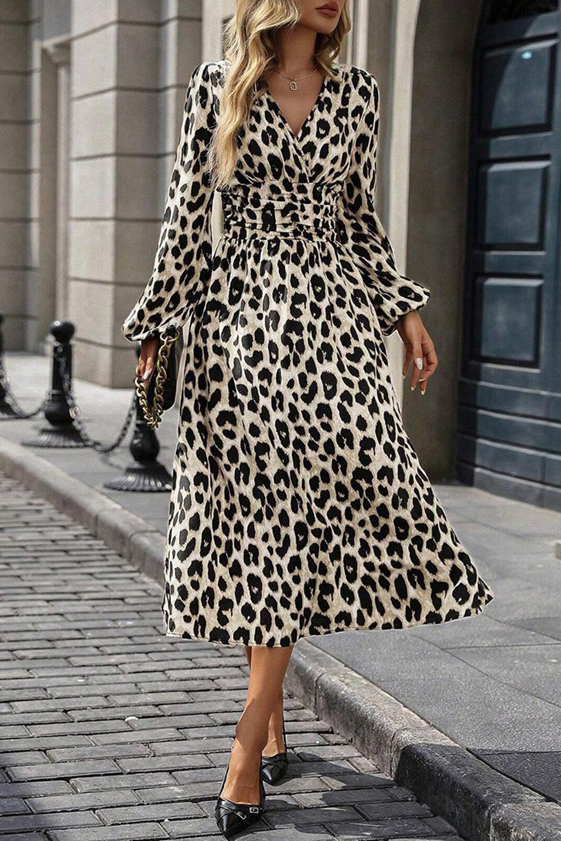 Chic Leopard Print Midi Dress