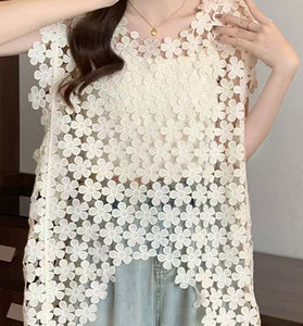 Floral Pattern Sleeveless Camisole