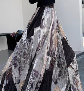 Artistic Print Maxi Skirt