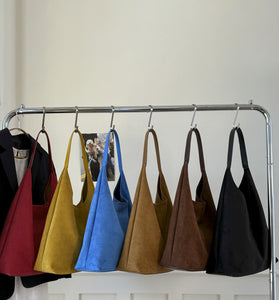 Chic Minimalist Hobo Shoulder Bag