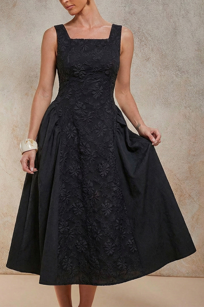 Elegant Sleeveless Floral Evening Dress