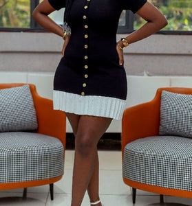 Buttoned Short Sleeve Pleated Hem Dress