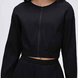 Chic Cropped Active Top