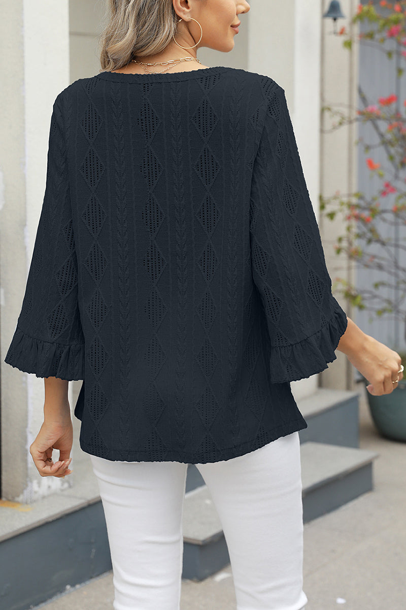 Stylish V-Neck Lace Patterned Top