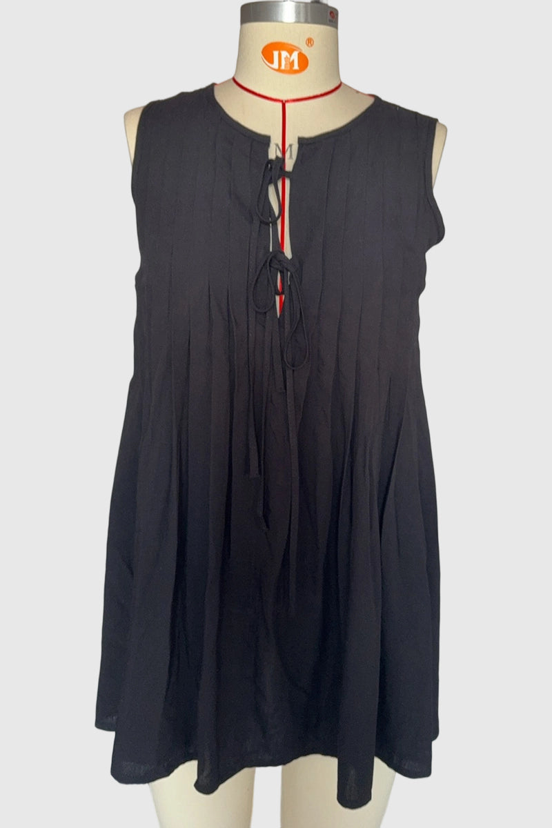 Sleeveless Pleated Casual Dress