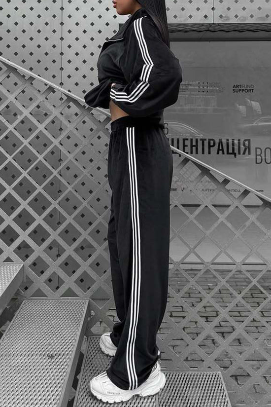 Stylish Zip-Up Activewear Set