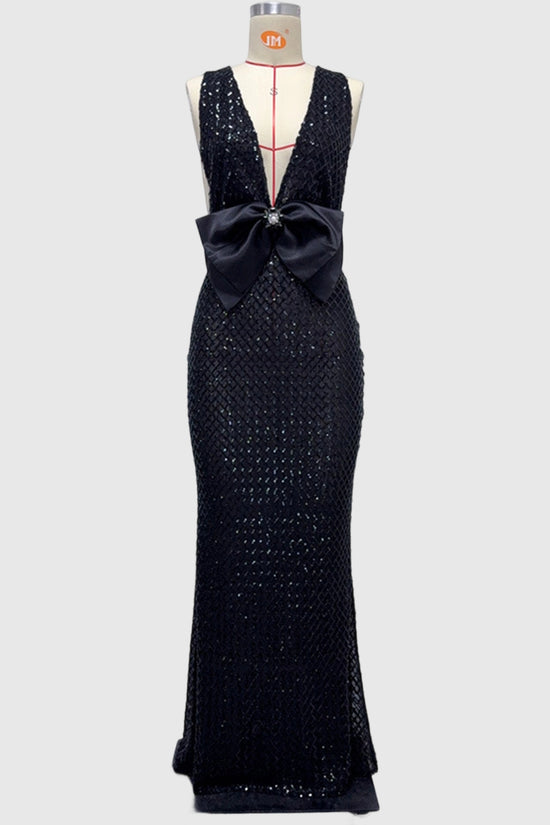Elegant Bow-Accent Sleeveless Evening Gown