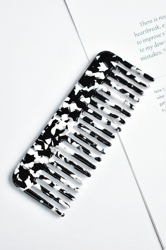 Elegant Wide-Tooth Hair Comb