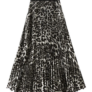 Chic Leopard Print Midi Skirt