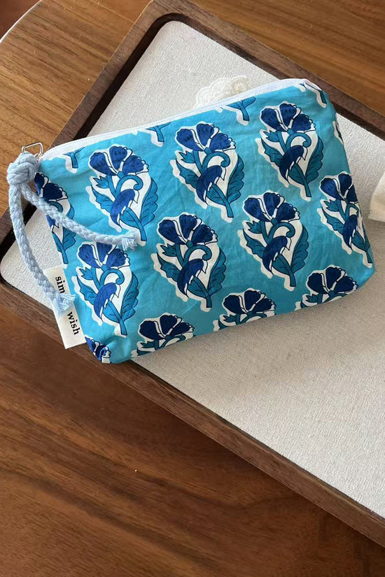 Floral Print Zipper Pouch