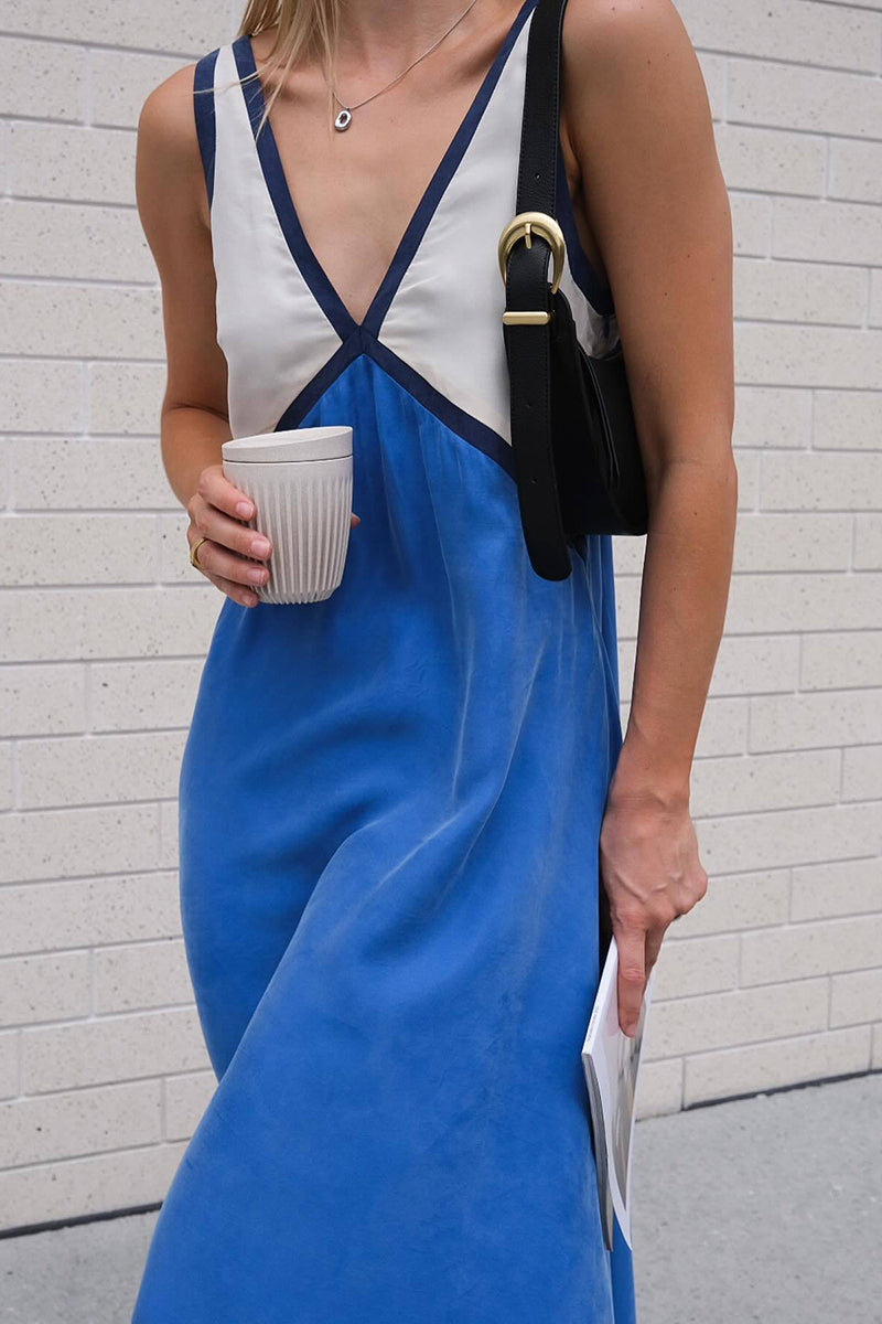 V-Neck Sleek Casual Maxi Dress
