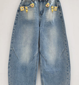 Floral Embellished Barrel Jeans