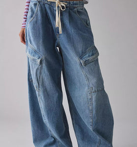 Cargo Pocket Straight Jeans