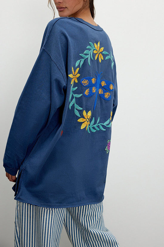 Nature-Inspired Graphic Oversized Sweatshirt