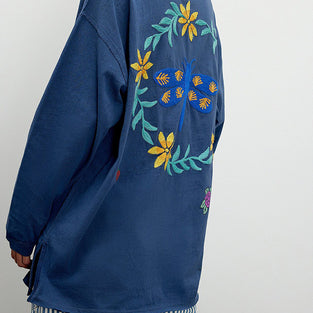 Nature-Inspired Graphic Oversized Sweatshirt