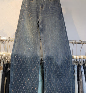 Diamond Pattern Straight Jeans