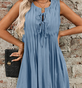 Sleeveless Pleated Casual Dress