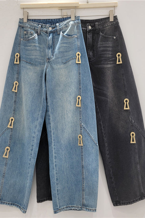 Embellished Barrel Jeans