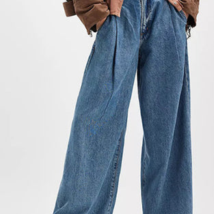 Chic Wide Leg Denim Jeans